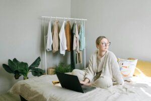 How to achieve work-life harmony while working remotely