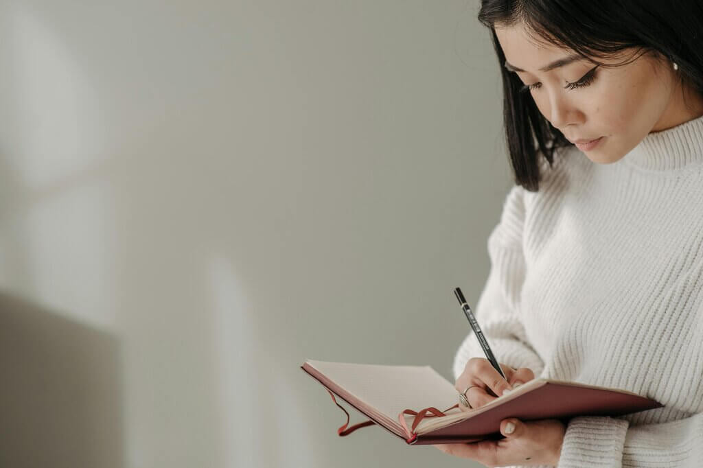 From Small Life to Big Dreams: 13 Steps to Live Up to Your Full Potential